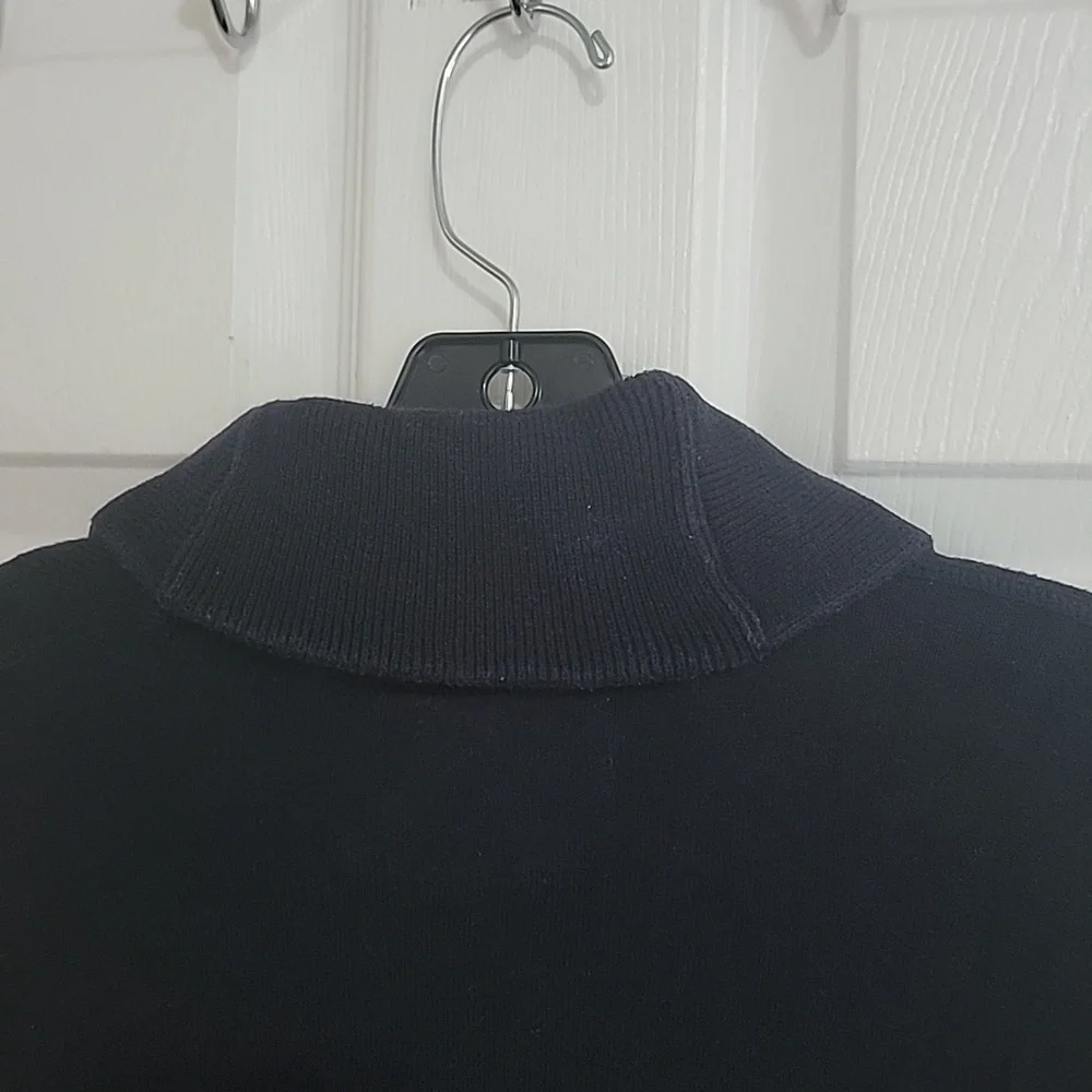 Sweater - Picture 4 of 5